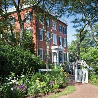 Jared Coffin House Inn 5*